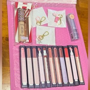 (12) Tarte Maracuja lip balms & (2) Shape Tapes in 22N & 3 charms 💄💋🍒🧁
